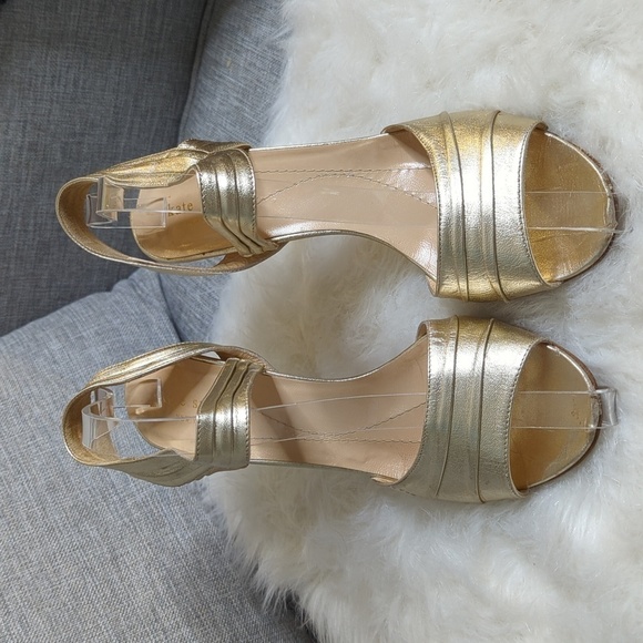Kate Spade Soft Gold Leather Lightweight Slingback Sandals Size 8.5 - Picture 3 of 16